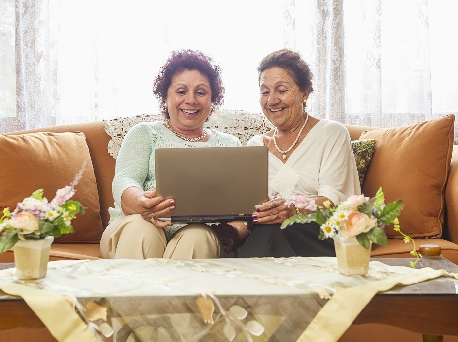 Stocksy txp081769e2 Jji200 Original Delivery 2056055 web nocrop